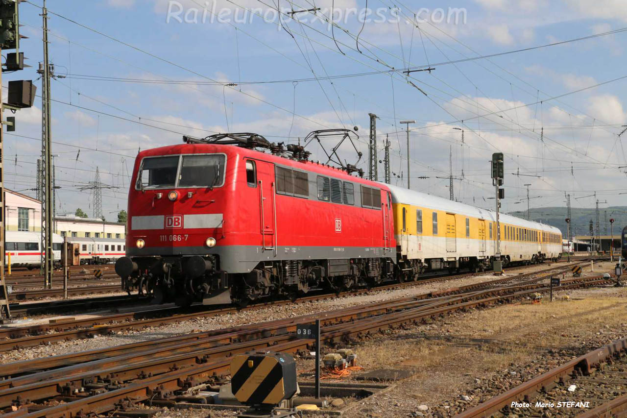 111 066-7 DB à Basel (CH)