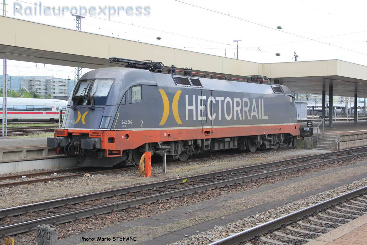 242 502 Hectorrail à Basel (CH)