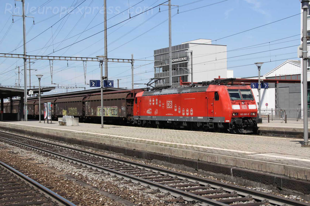 185 090-8 DB à Pratteln (CH)