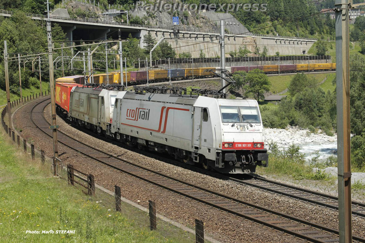 186 901 Crossrail à Wassen (CH)