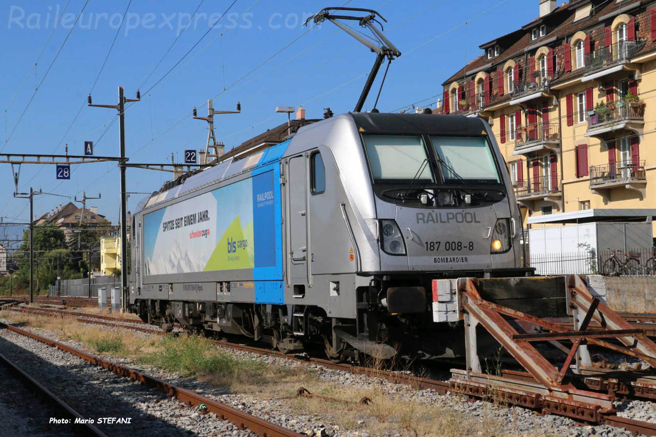 187 008-8 BLS à Neuchâtel (CH)