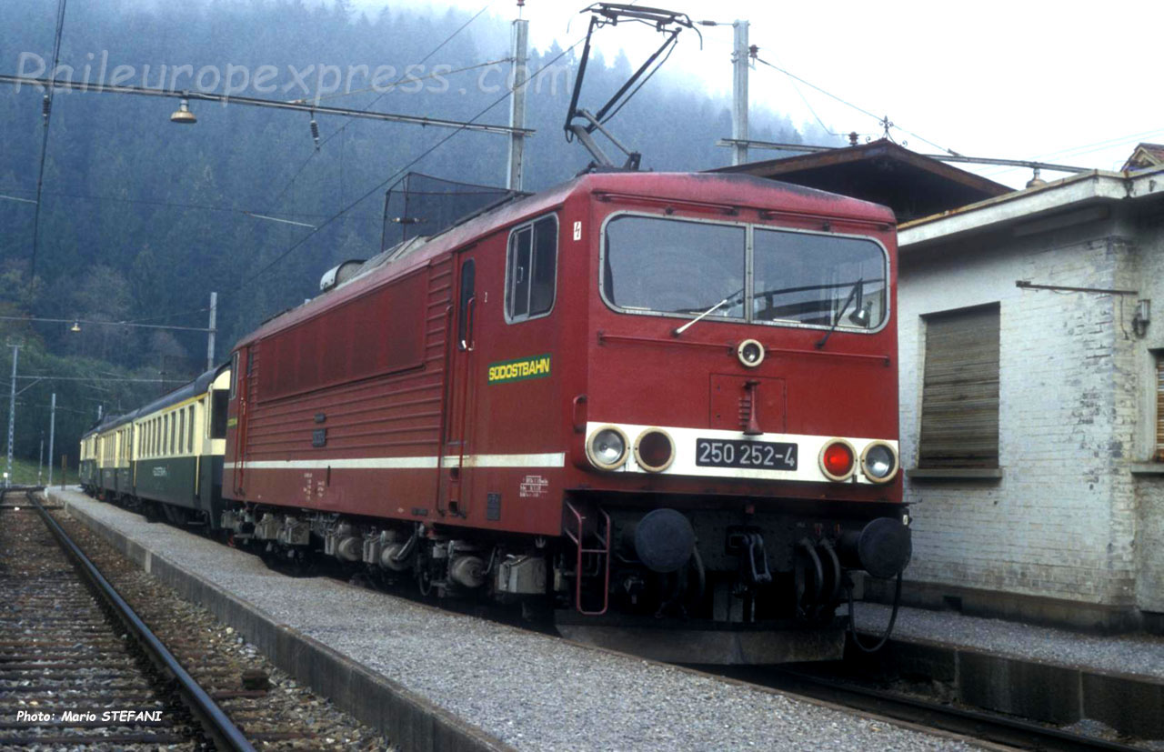 250 252-4 SOB à Biberbrugg (CH)