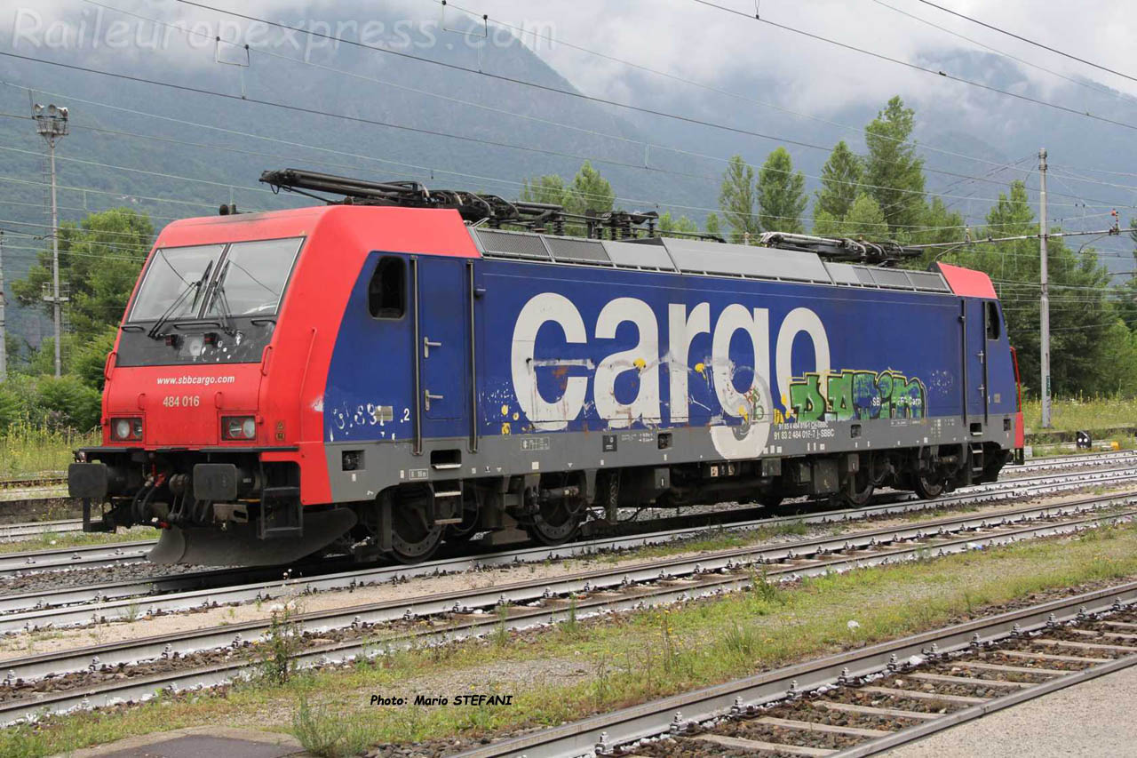 484 016 CFF à Domodossola (I)