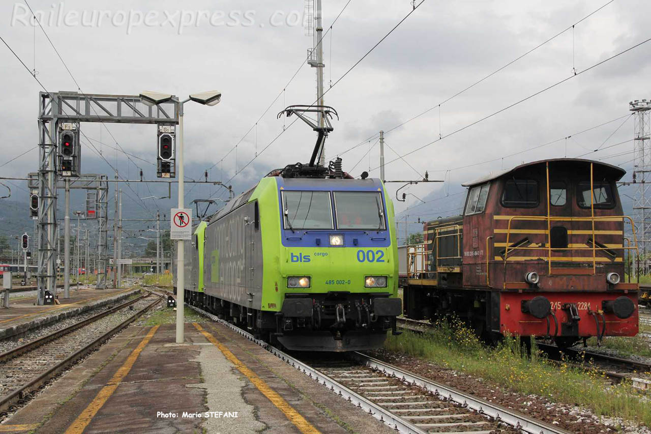 485 002-0 BLS à Domodossola (I)