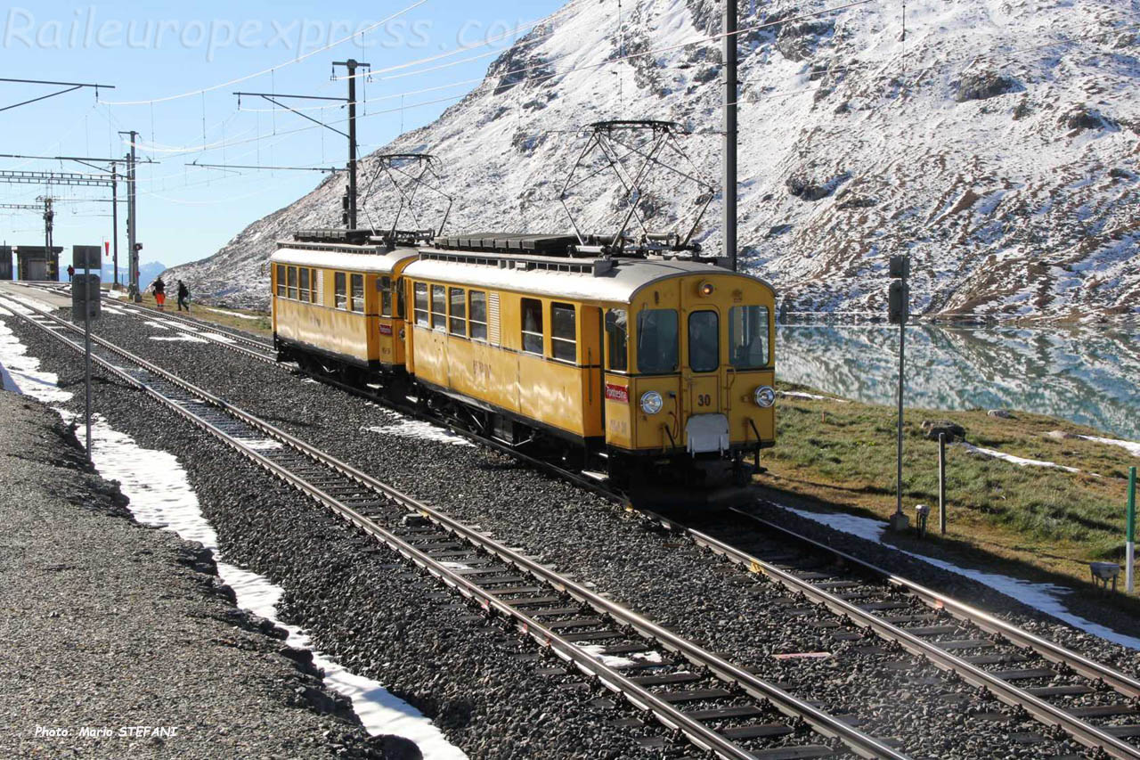 ABe 4/4 30 et 34 RhB en UM à Bernina Ospizio (CH)