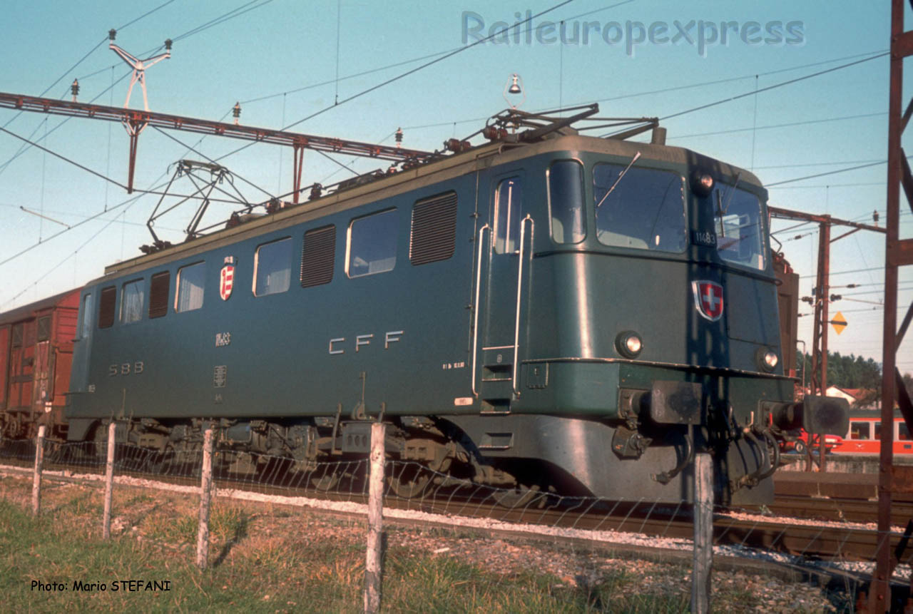 Ae 6/6 11483 CFF à Palézieux (CH)