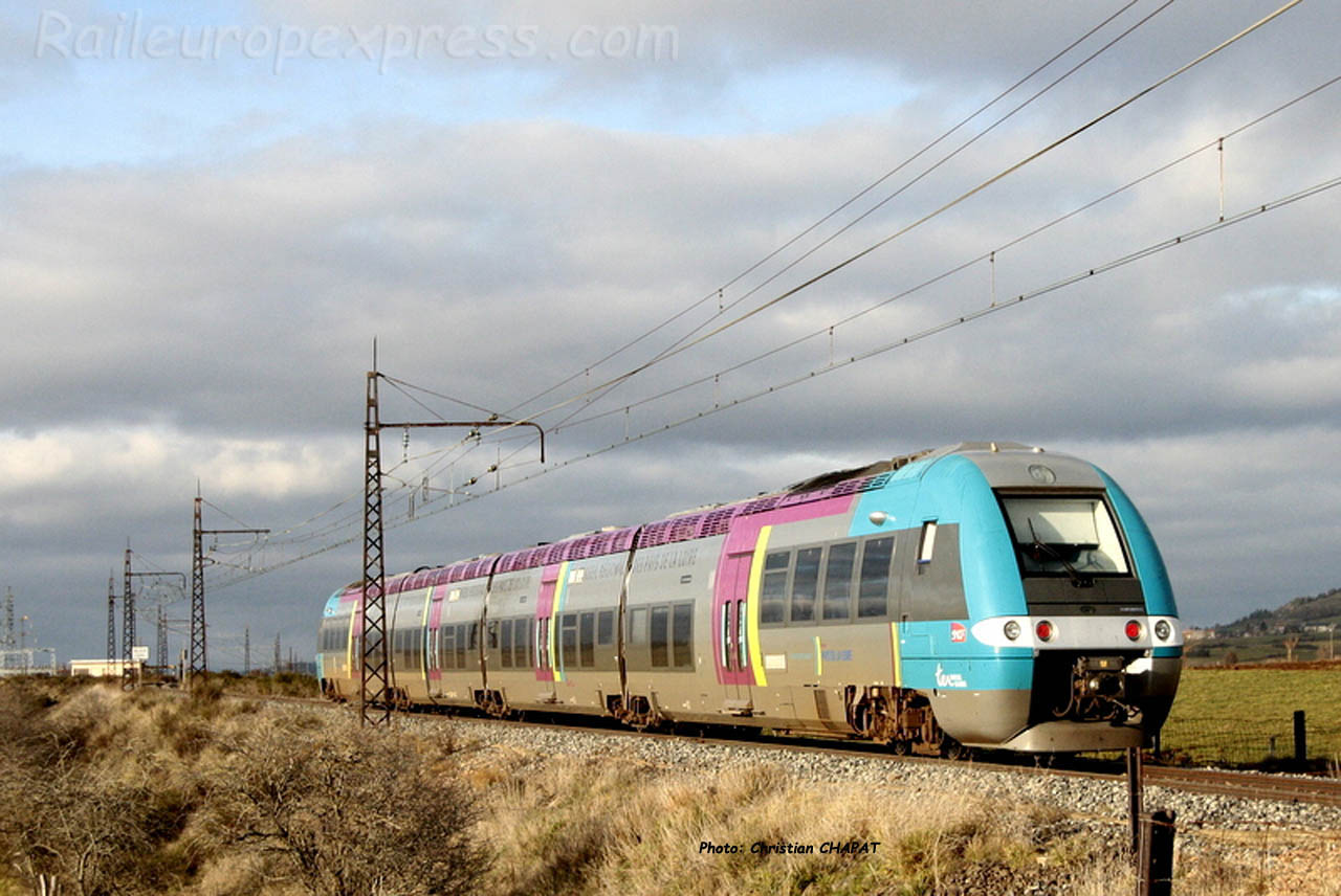 AGC SNCF à Talizat (F-15)