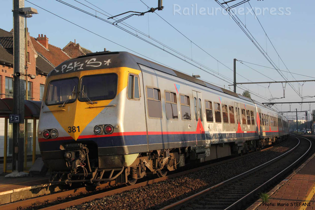 AM 381 SNCB à Bilzen (B)