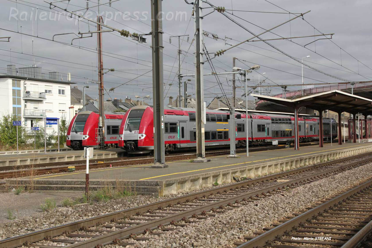 Automotrices série 2200 CFL à Bettembourg (L)