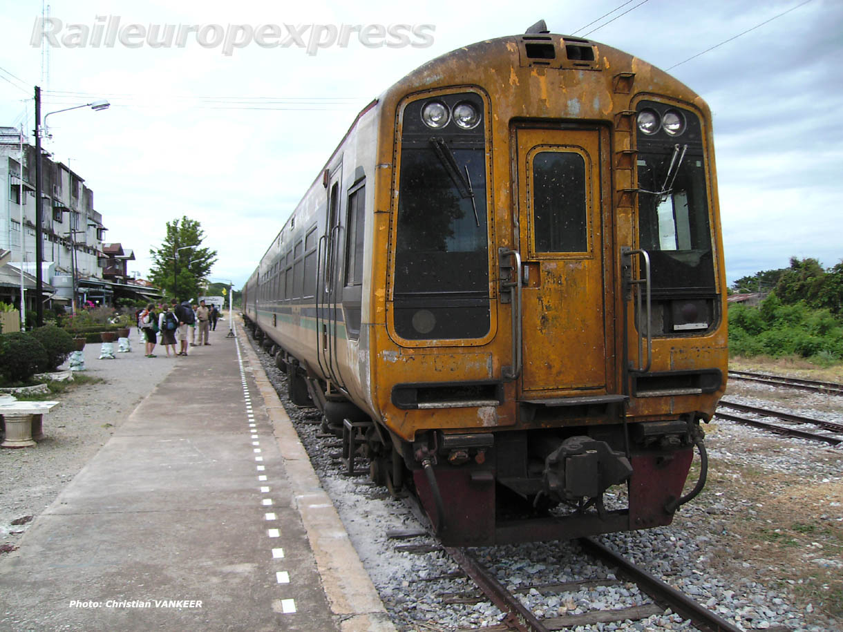 Autorail en Thaïlande