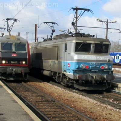 BB 26027 et 7320 SNCF à Paris-Bercy (F-75)
