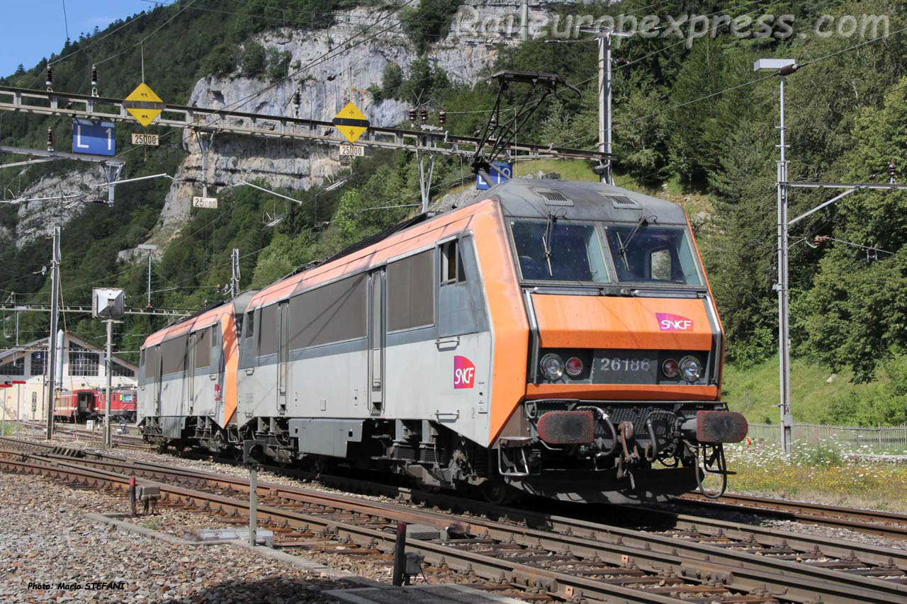 BB 26186 SNCF à Vallorbe (CH)