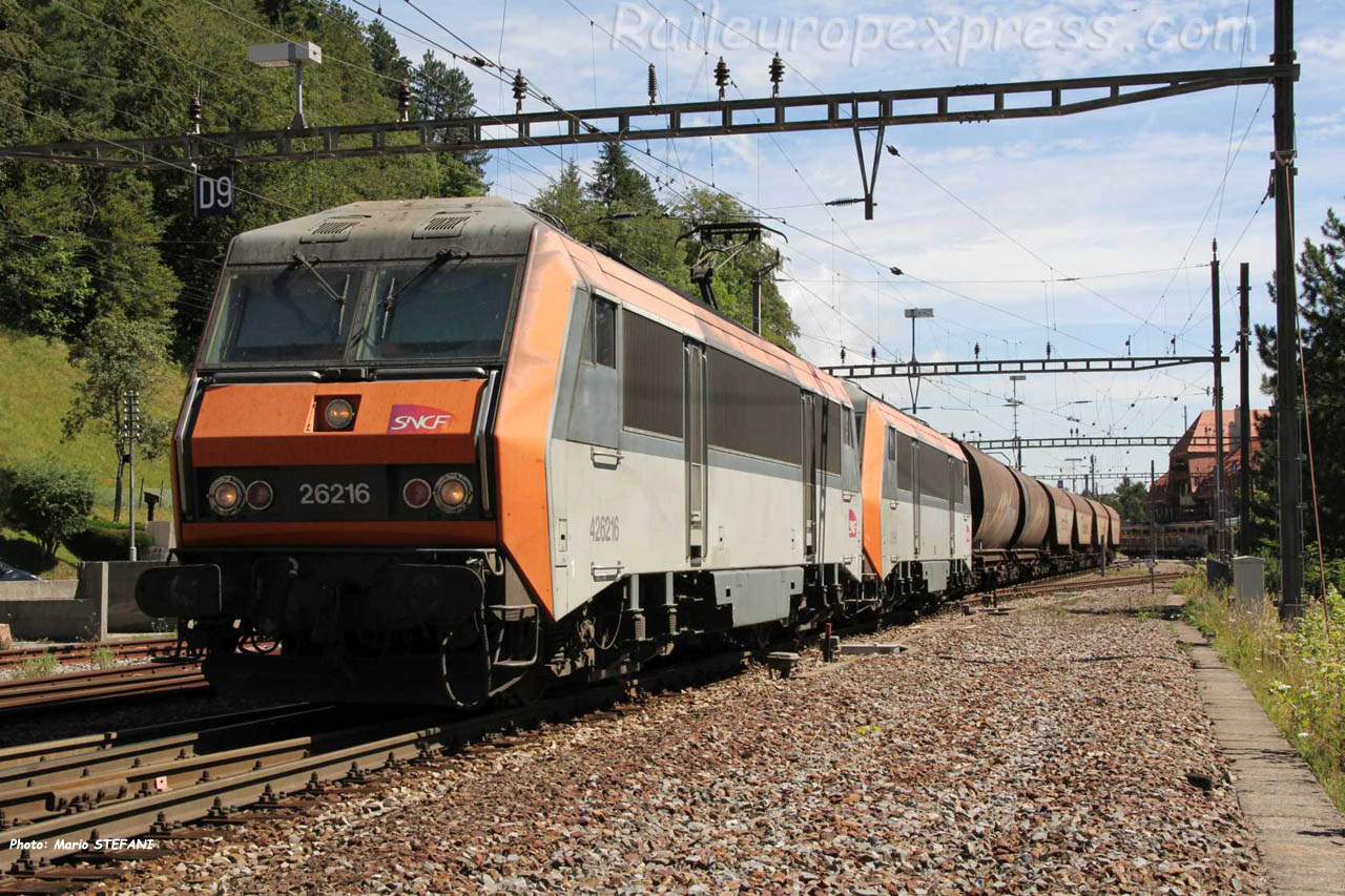 BB 26216 SNCF à Vallorbe (CH)