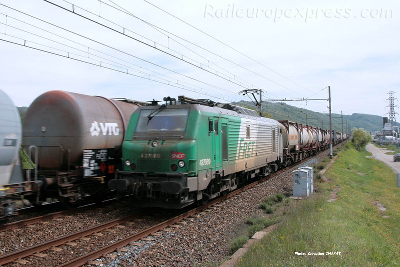 BB 27089 SNCF à Laveyron (F-26)