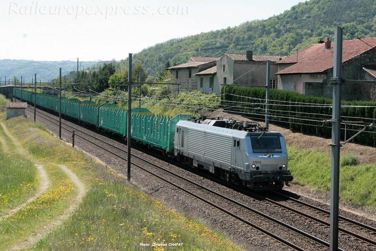 BB 37012 SNCF à Saint Bosc (F-07)
