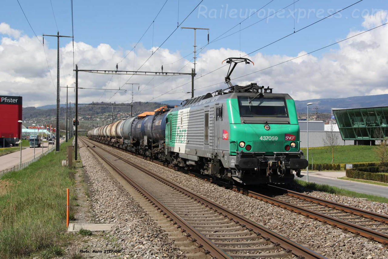 BB 37059 SNCF à Etoy (CH)