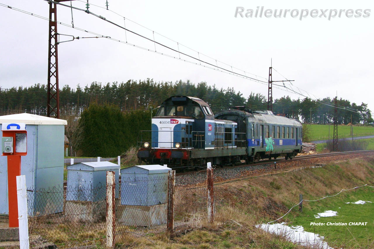 BB 66041 SNCF à Loubaresse (F 15)