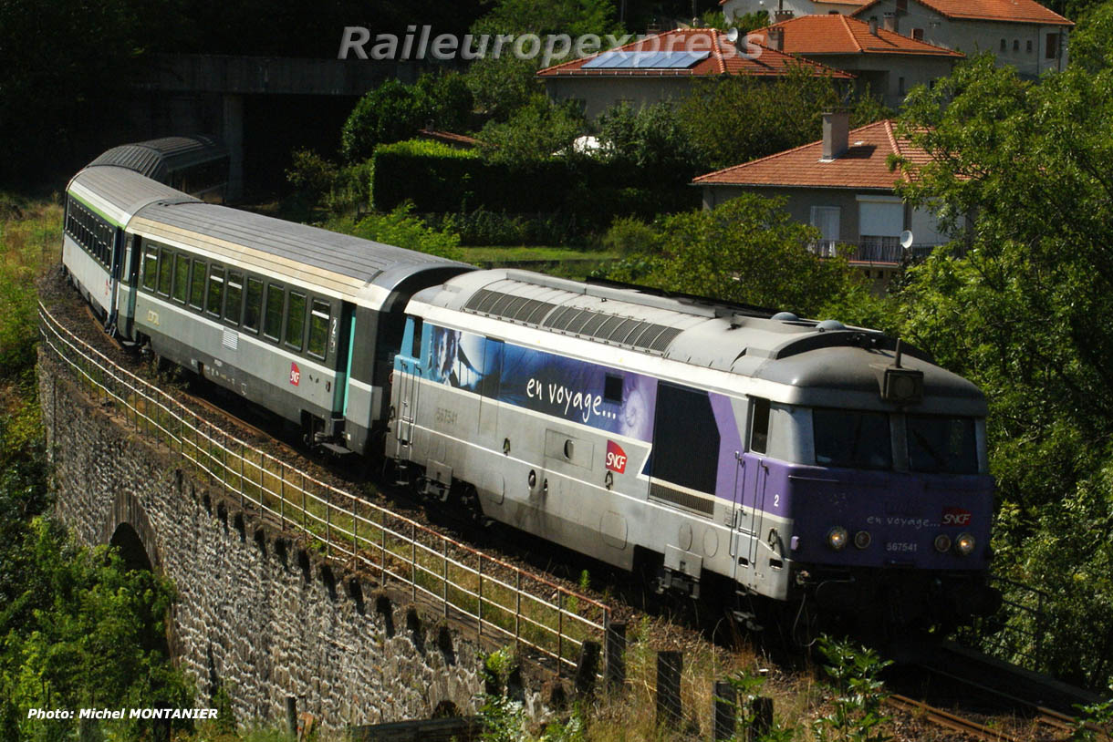 BB 67541 en tête du Cévenol