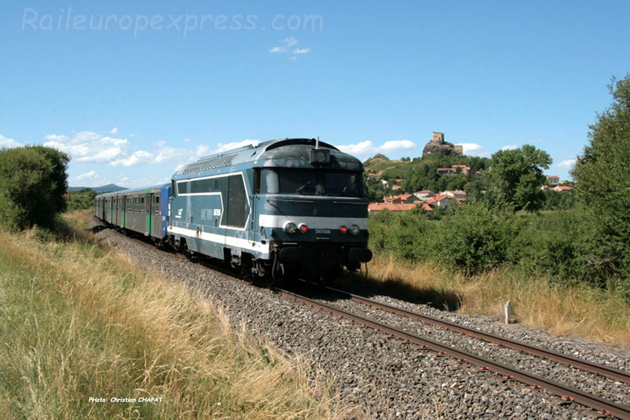 BB 67554 SNCF près d'Arvant (F-43)