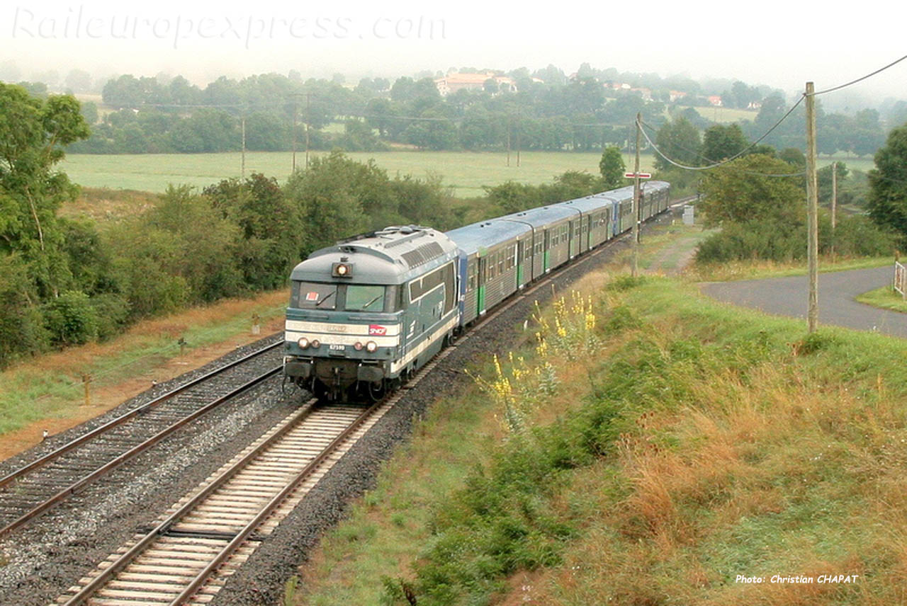 BB 67590 SNCF à Saint Georges d'Aurac (F-43)