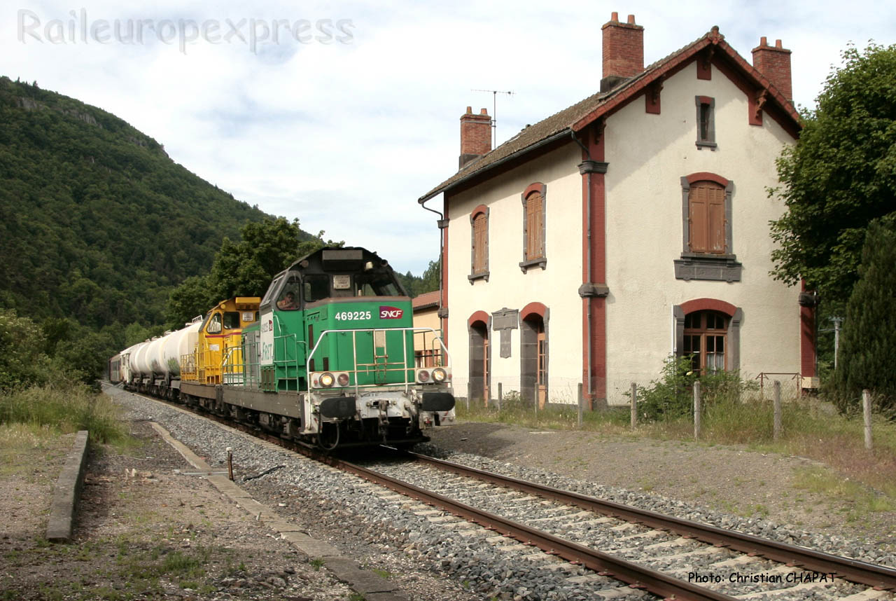 BB 69225 SNCF à Molompize (F-15)