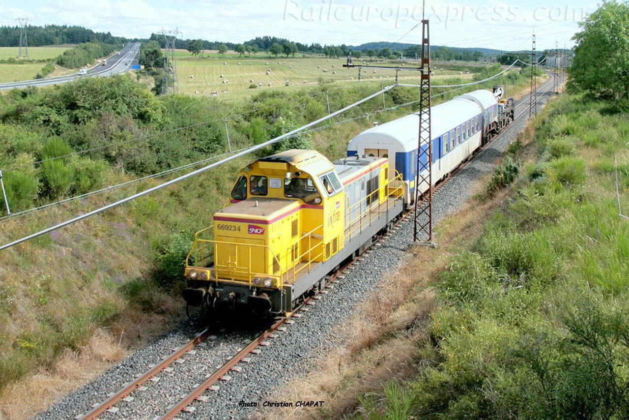 BB 69234 SNCF à Loubaresse (F-15)