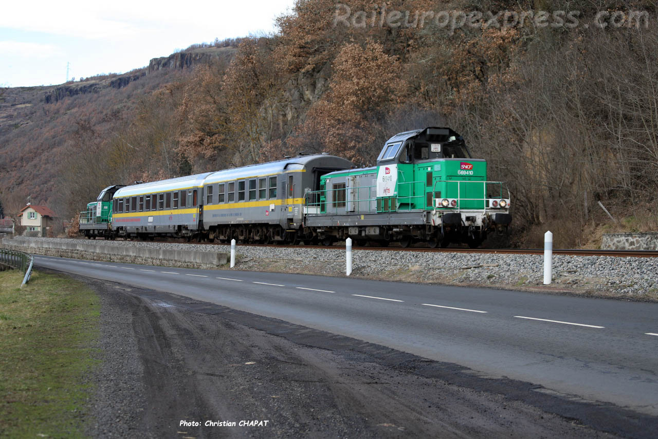 BB 69410 SNCF et train Mauzin au Babory de Blesles (F-43)