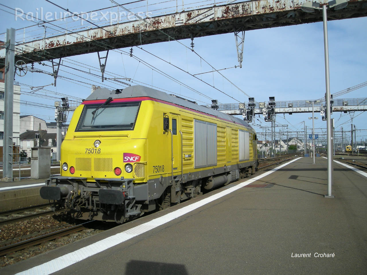 BB 75018 SNCF