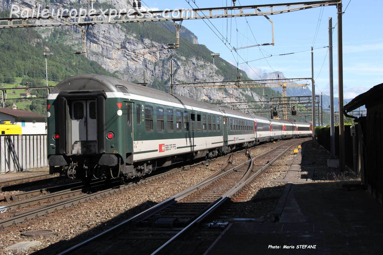 Bm 51 UIC X CFF à Erstfeld (CH)