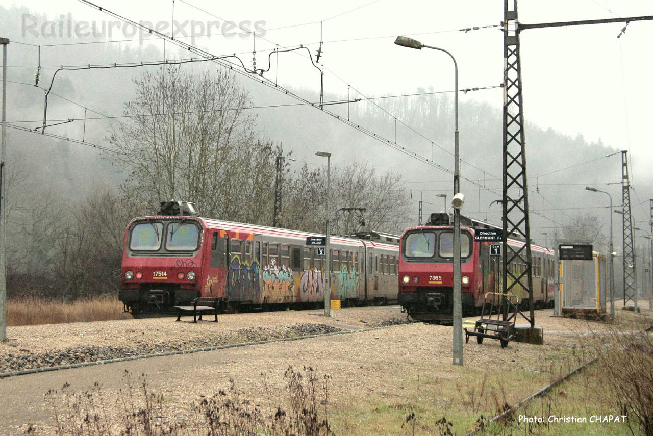 Croisement de Z 7300 SNCF à Banassac La Canourgue (F-48)