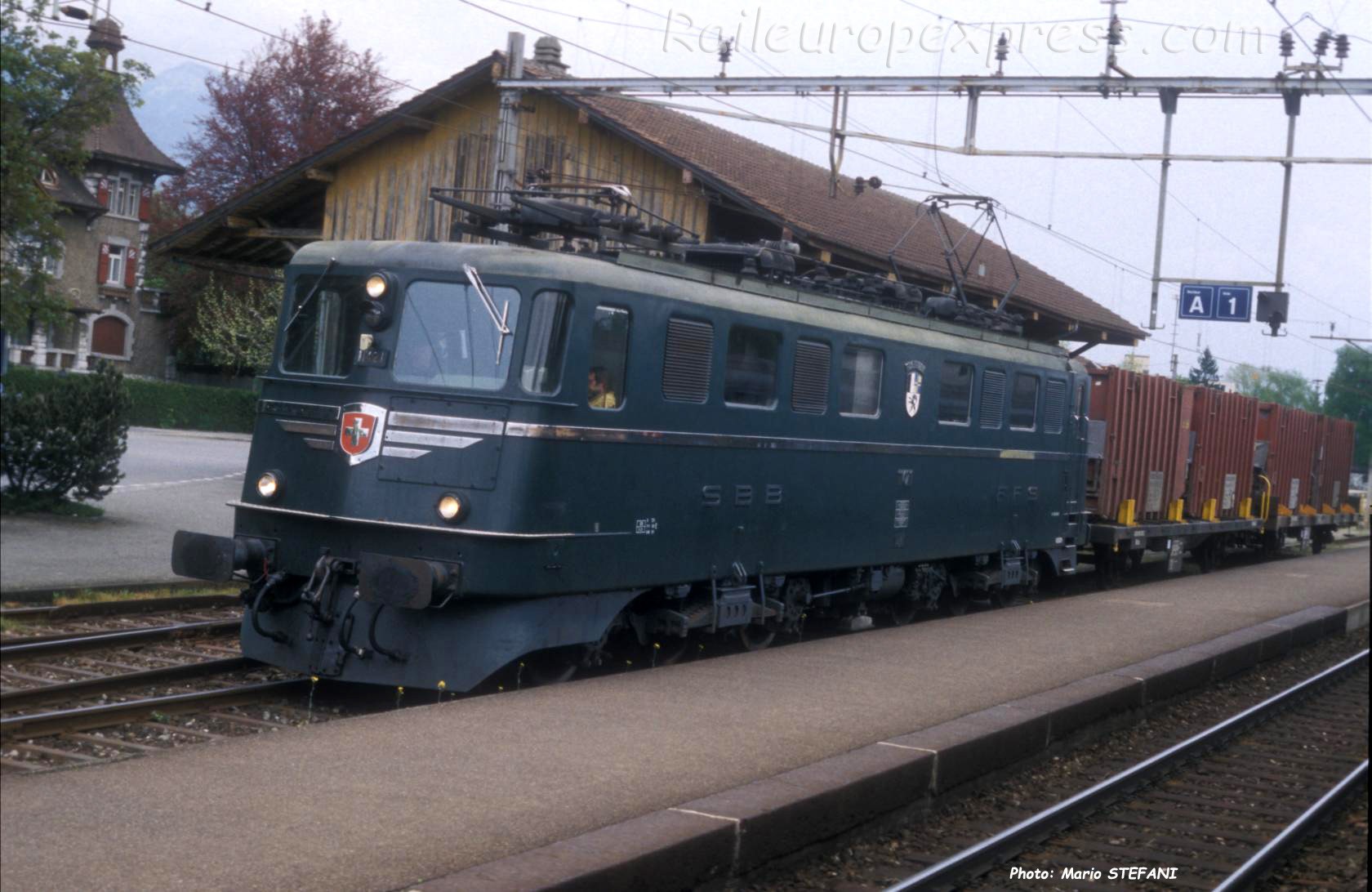 Ae 6/6 11421 CFF à Grenchen Sud (CH)