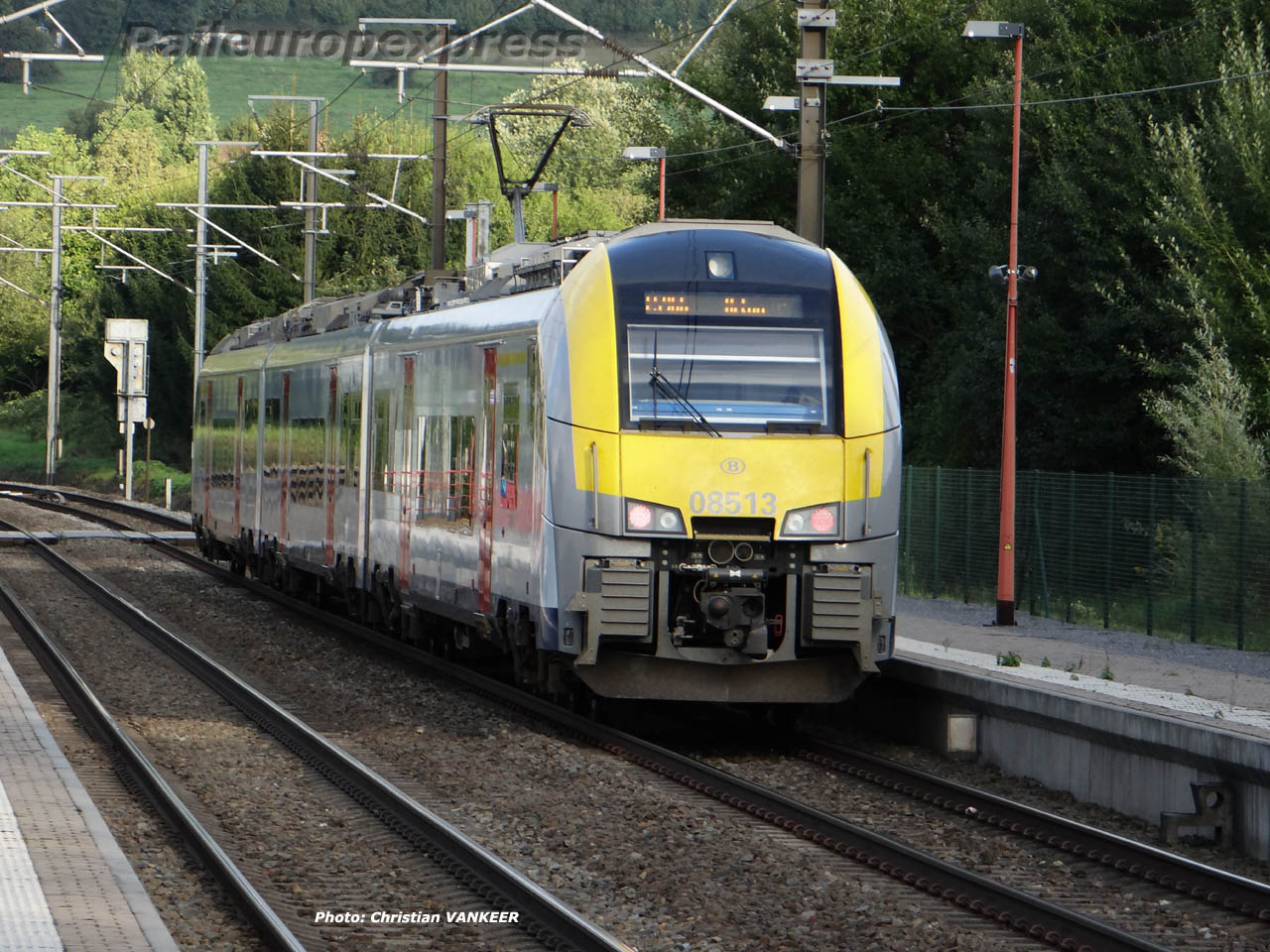 Desiro 08513 SNCB à Halanzy (B)