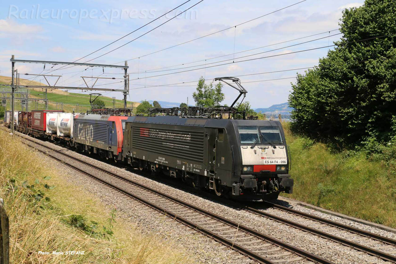 ES 64 F4 096 CFF à Kumm (CH)