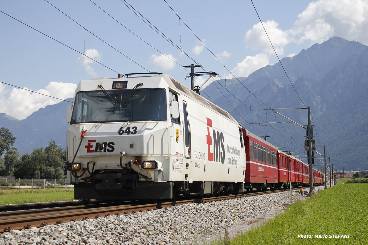 Ge 4/4 III 643 RhB à Felsberg