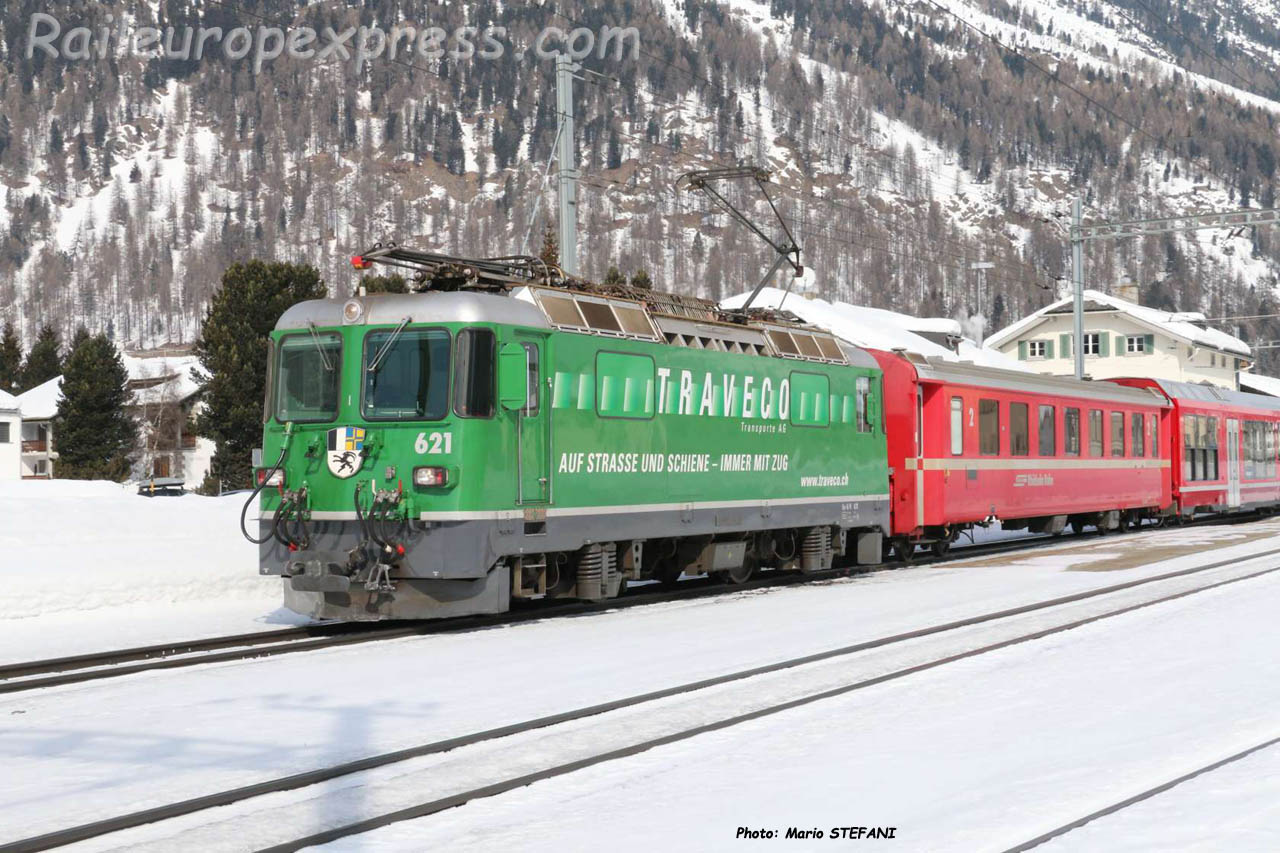 Ge 4/4 II 621 RhB à Bever (CH)