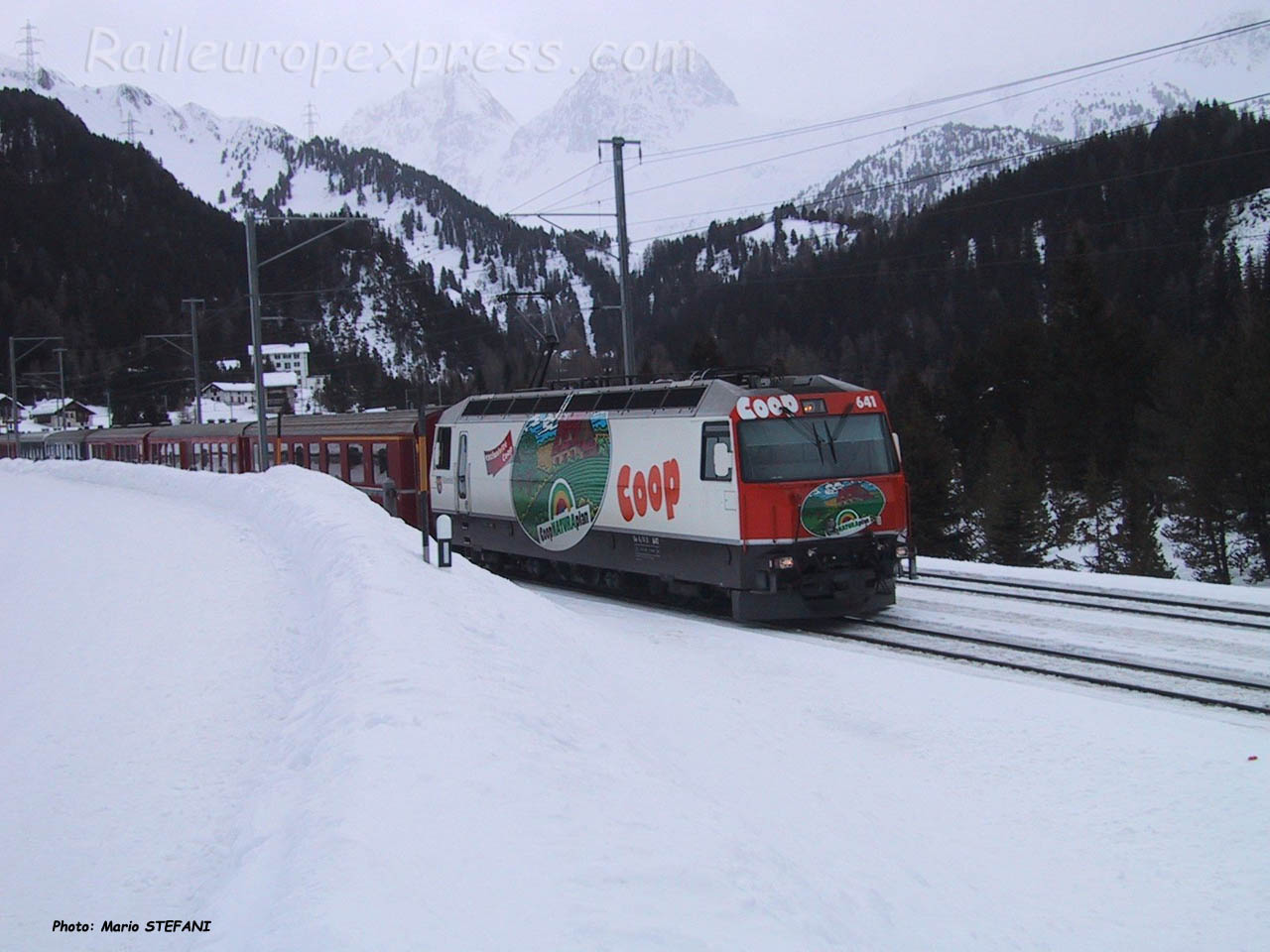 Ge 44 III 641 RhB à Preda (CH)