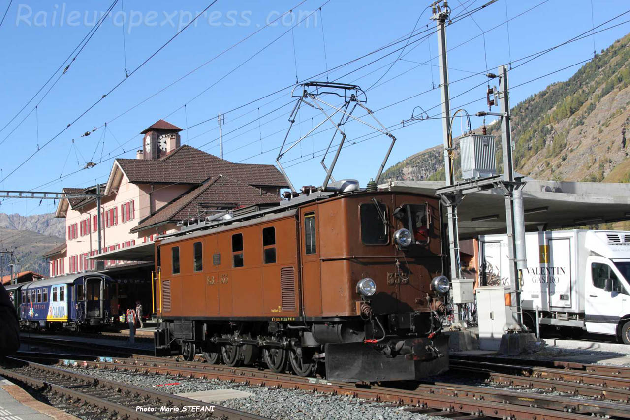 Ge 4/6 353 RhB à Pontresina (CH)