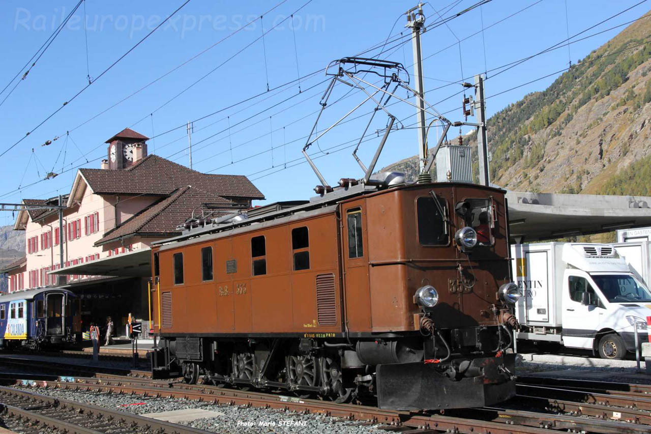 Ge 4/6 353 RhB à Pontresina (CH)