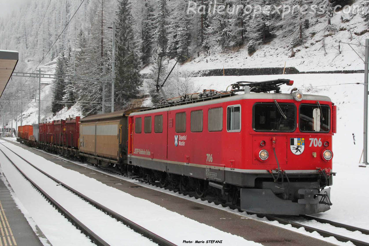 Ge 6/6 II 706 RhB à Bergün (CH)