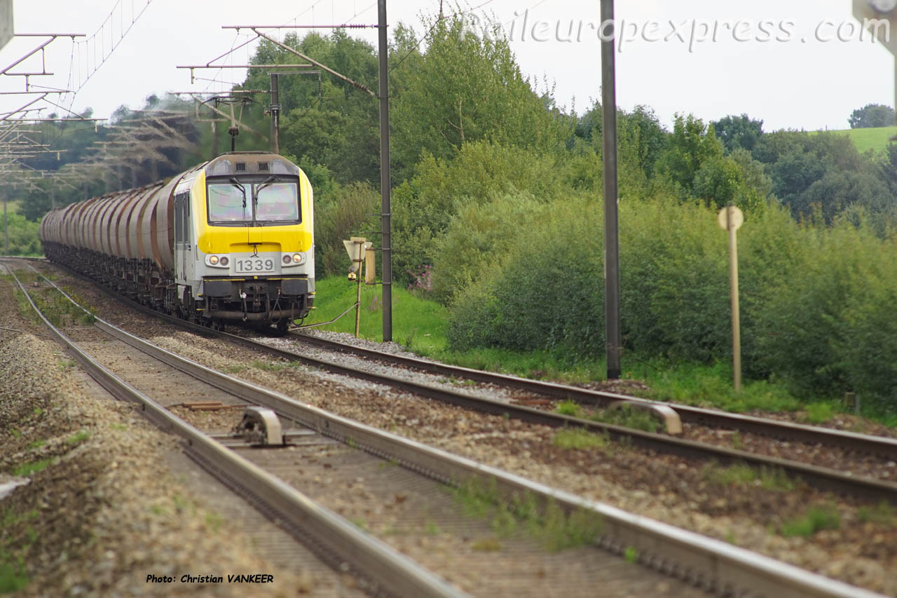 HLE 1339 SNCB en direction de Virton (B)