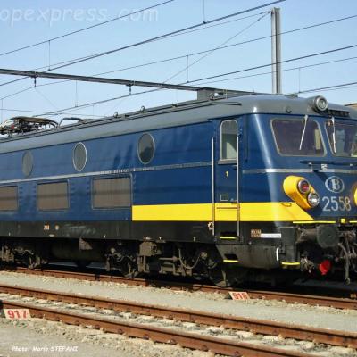 HLE 2558 SNCB à Antwerpen Daam (B)
