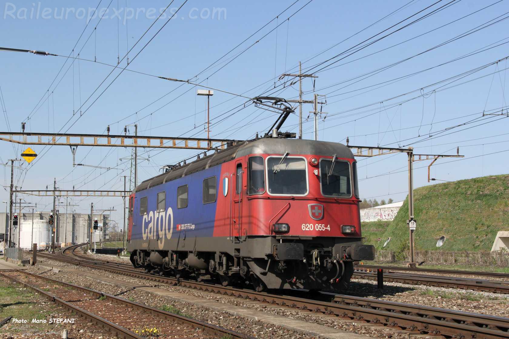 Re 620 055-4 CFF à Pratteln (CH)