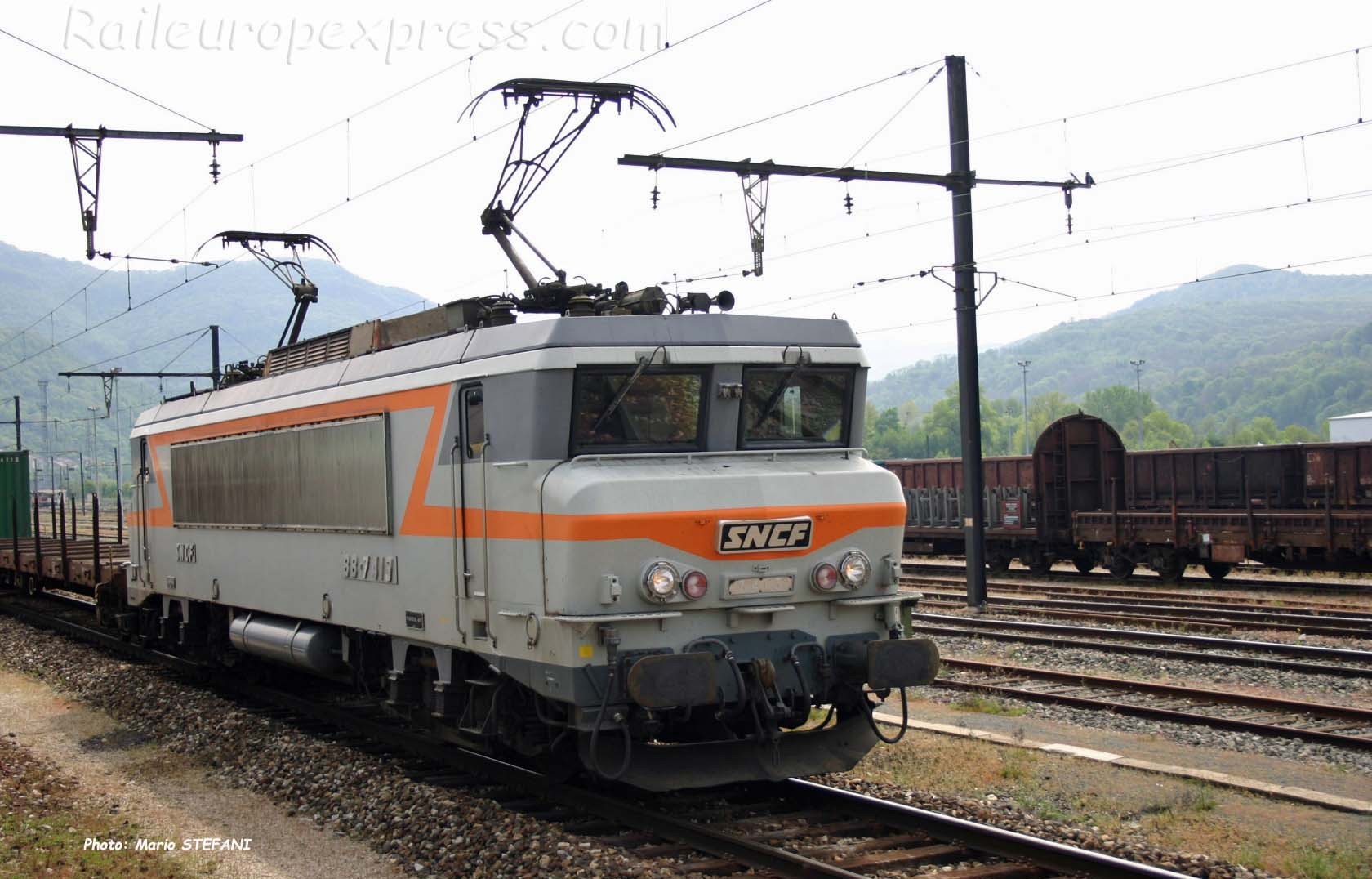 BB 7413 SNCF à Ambérieux (F-69)