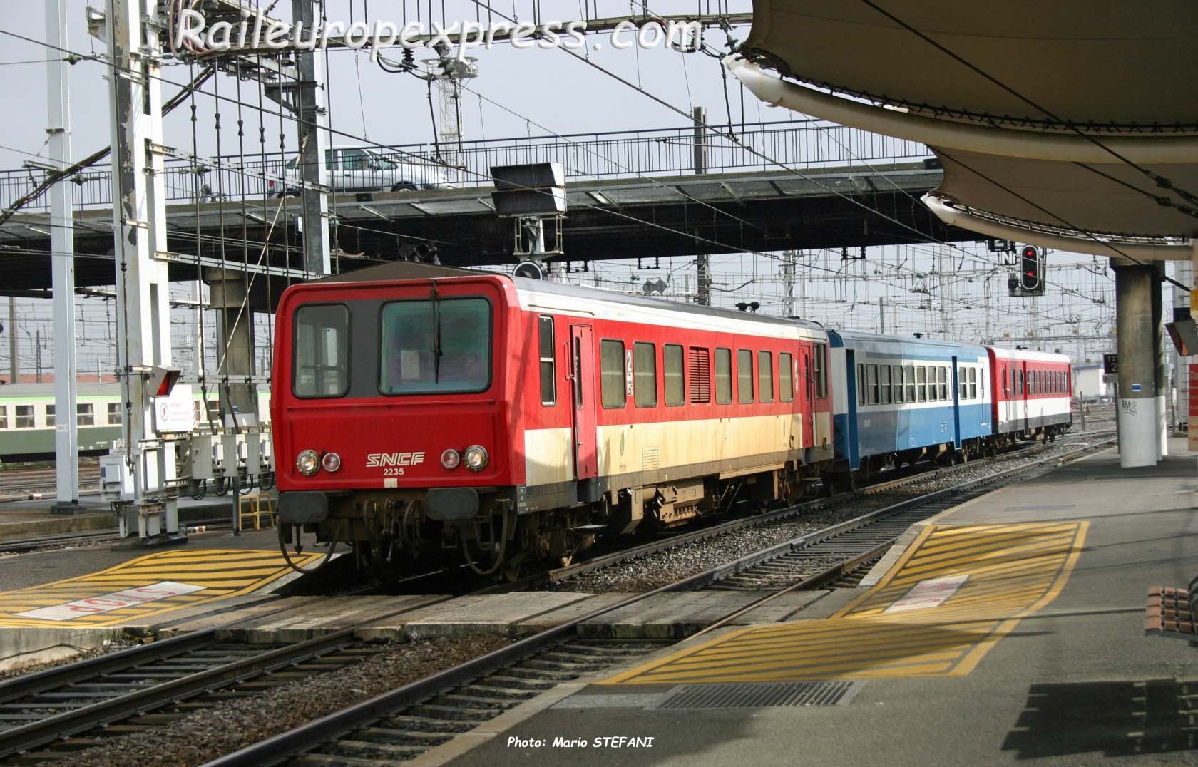 X 2235 SNCF à Bordeaux Saint Jean (F-33)