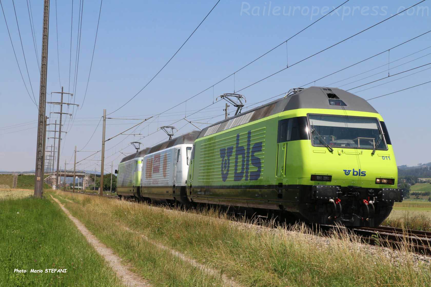 Re 465 011-6 BLS à Kiesen (CH)