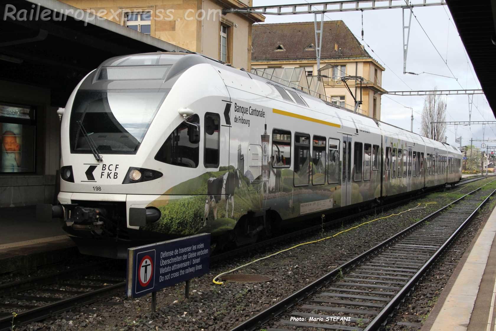 RABe 527 190 TPF à Neuchâtel (CH)