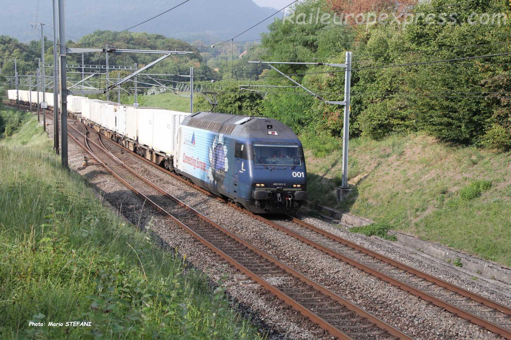 Re 465 001 BLS à Boudry Planeyse (CH)