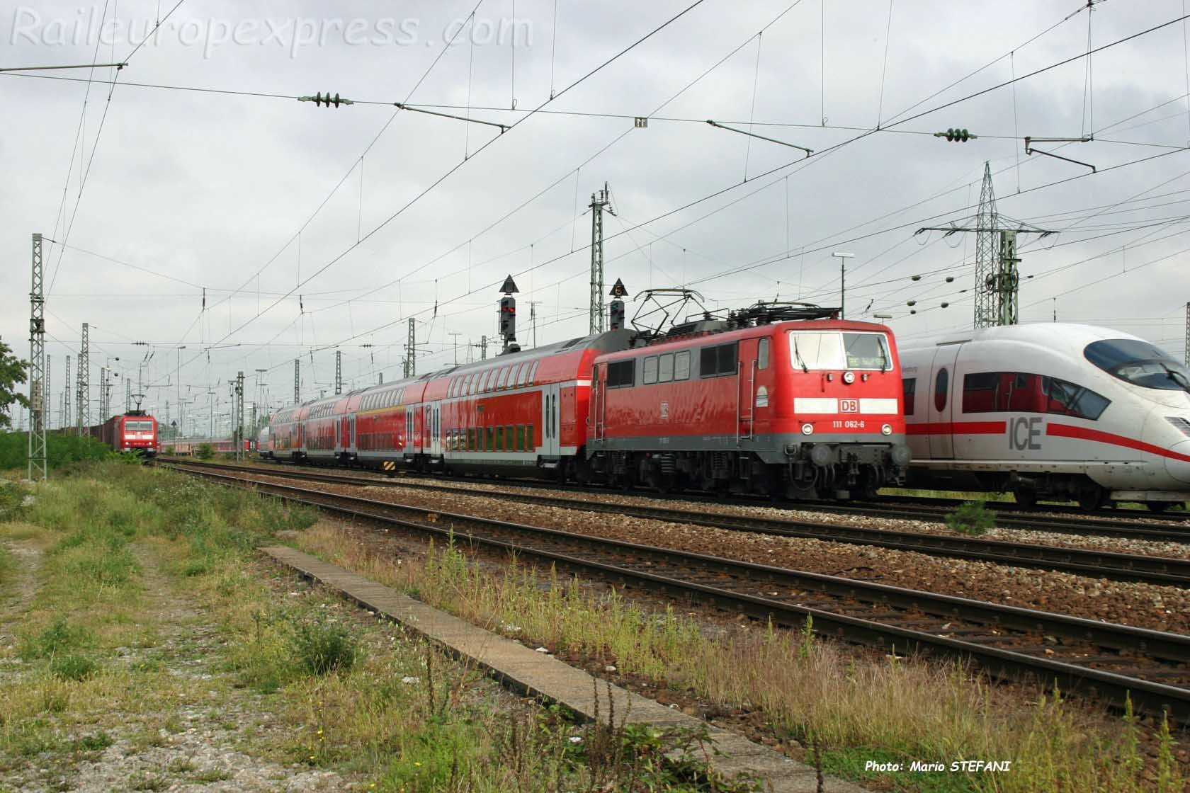 111 062-6 DB à Basel Bdf (CH)