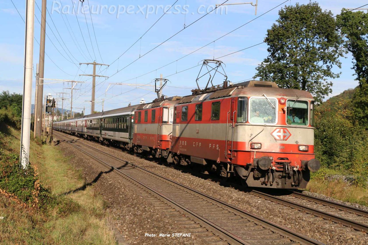 Re 4/4 II 11108 CFF à Rheinfelden (CH)