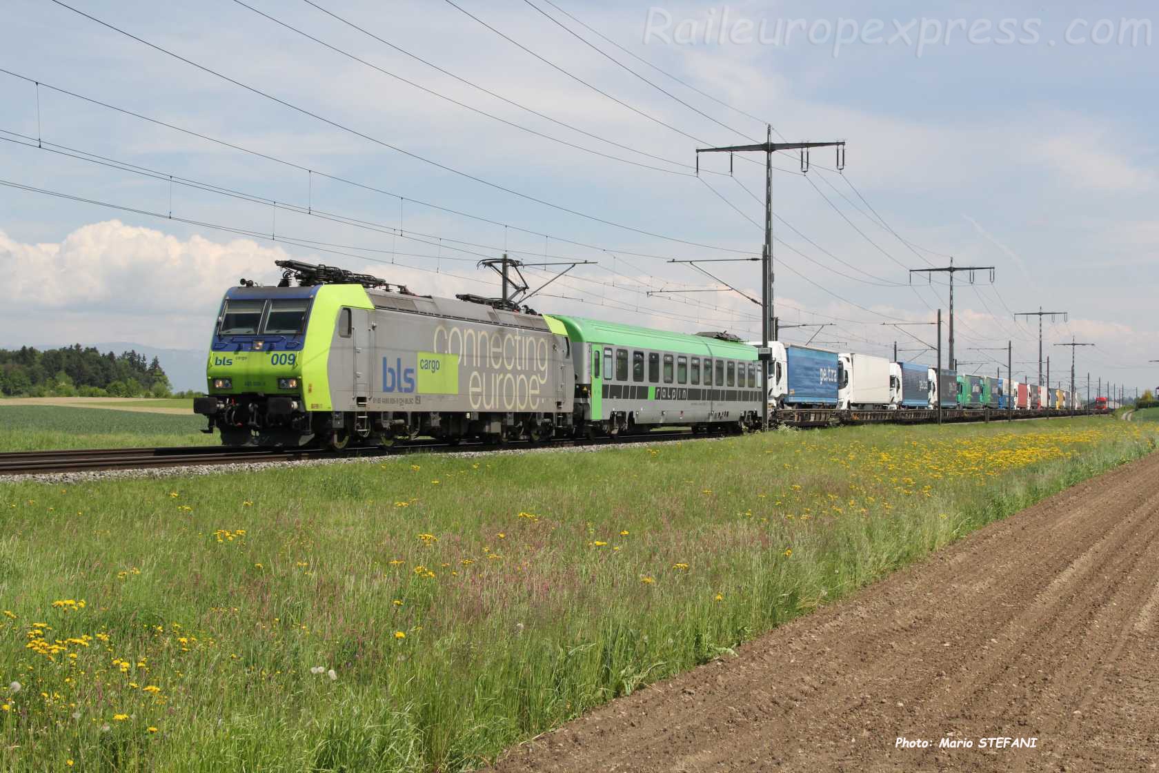 Re 485 009 BLS à Hindelbank (CH)